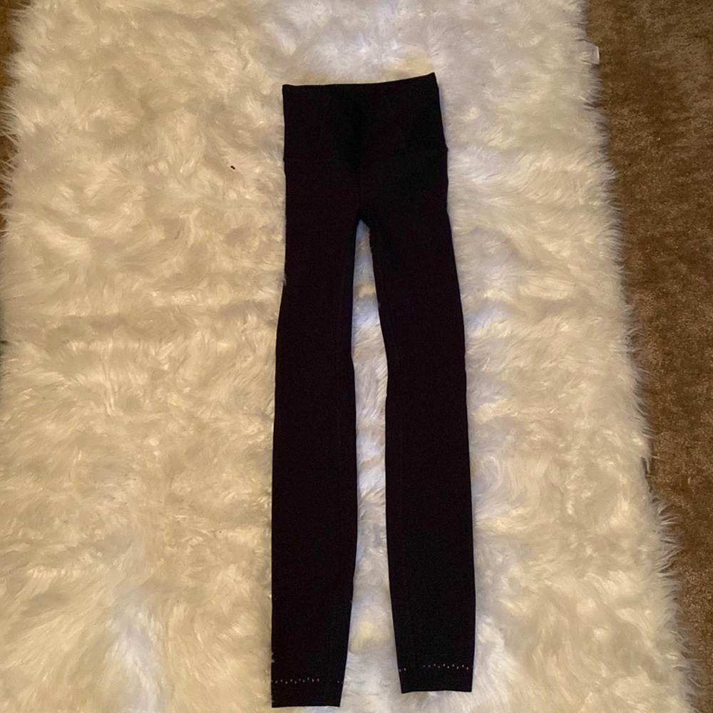 Lululemon leggings 28”
